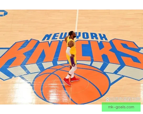 尼克斯风波再升温 A 史密斯直言与哈特背后关系深厚